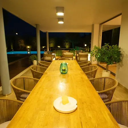 Purpura Panoramic Villa